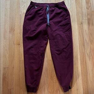 Figs Men's Maroon Jogger Pants